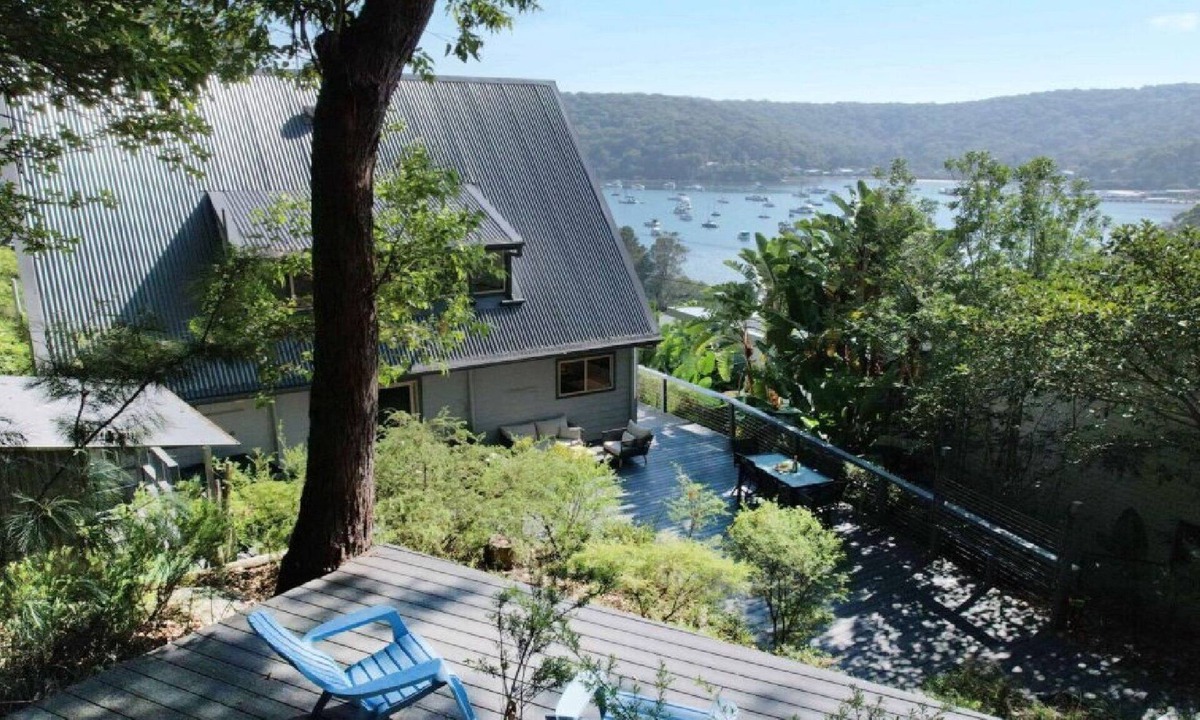 Hardys Bay House | Bay views with a secluded bush backdrop