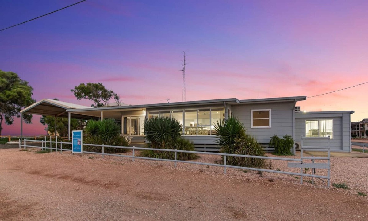 Port Hughes House | Bayview by the Beach – Your Port Hughes Getaway