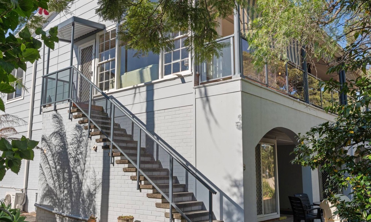 Shoal Bay House | Beach break garden units!