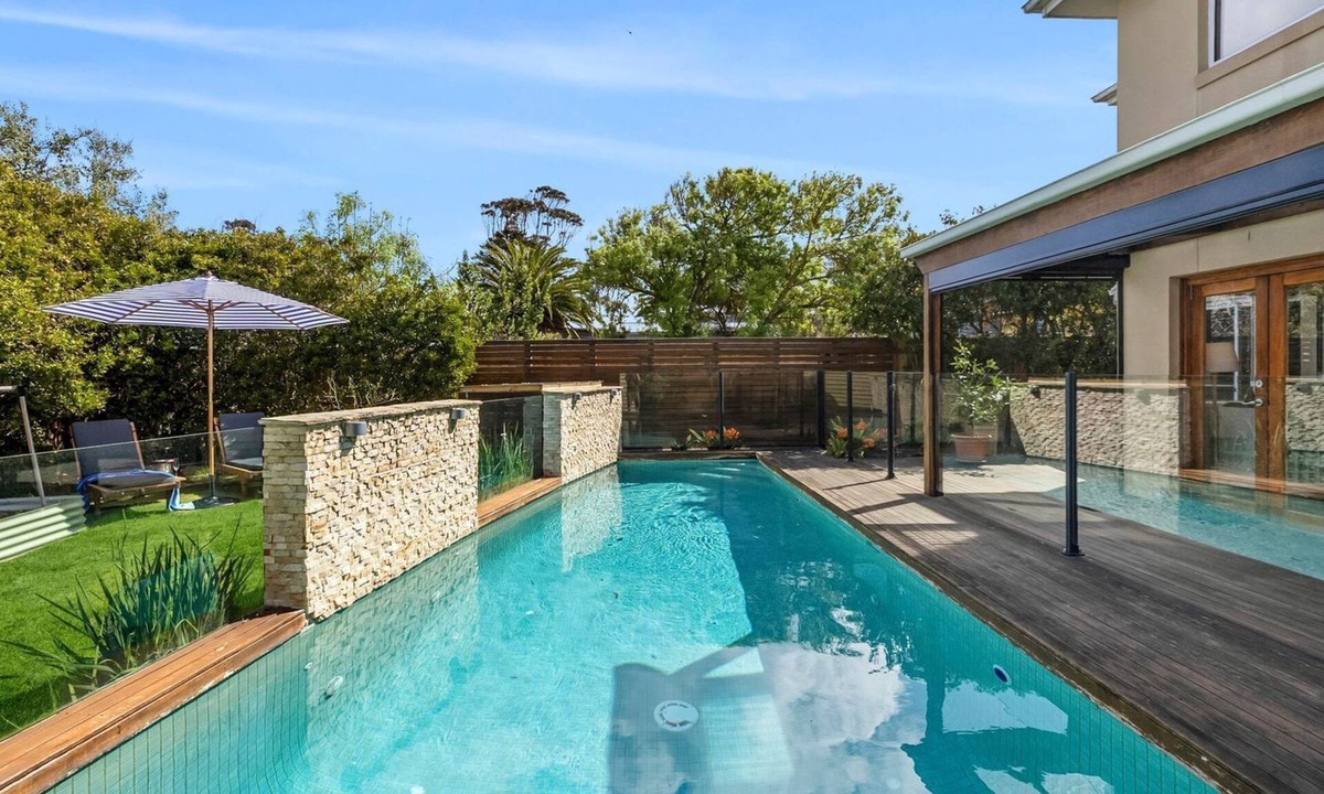 Torquay House | Beach Living Bliss – Pet-friendly stay with a pool, steps from the sand