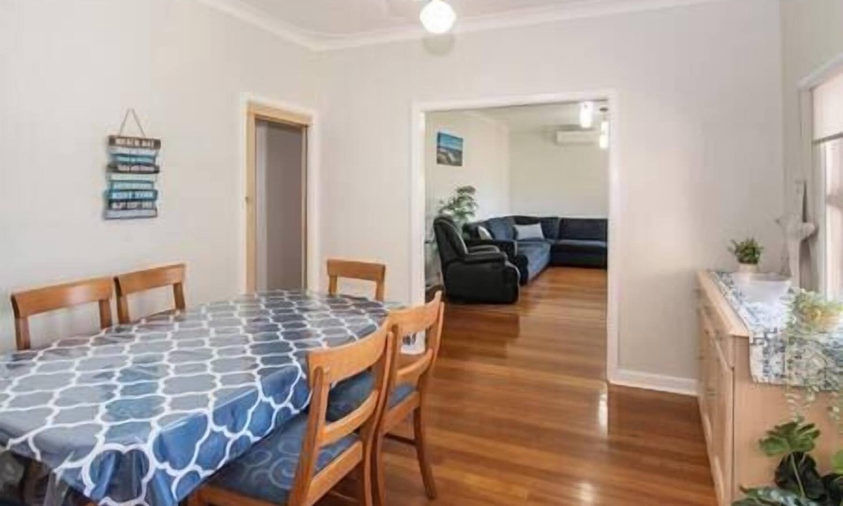 Busselton House | Beach Retreat on Kent- Bikes, Gas BBQ