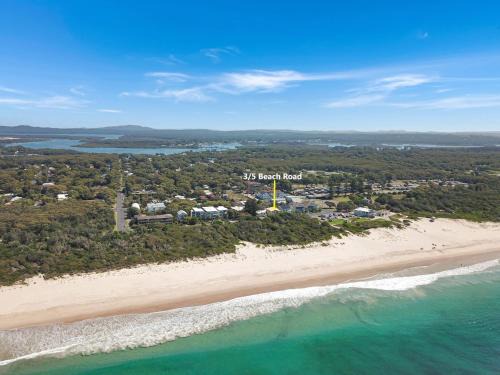 Hawks Nest House | Beach Road Bliss