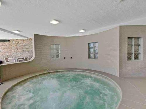 Maroochydore Apartment | Beach side Cotton Tree Family Friendly Resort