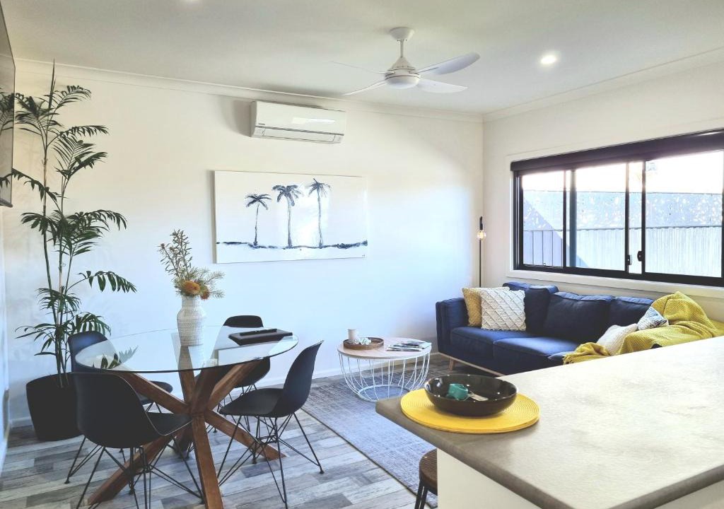 Lakes Entrance Apartment | Beachcomber Holiday Units