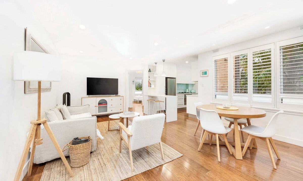 Bondi Apartment | Beachside Bliss, Bondi Beach with Parking