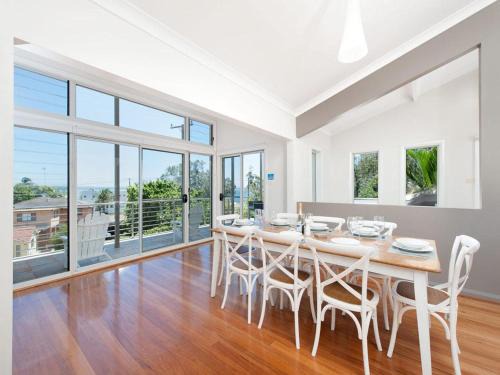 Corlette House | Beachside Haven - Your Perfect Oasis Home
