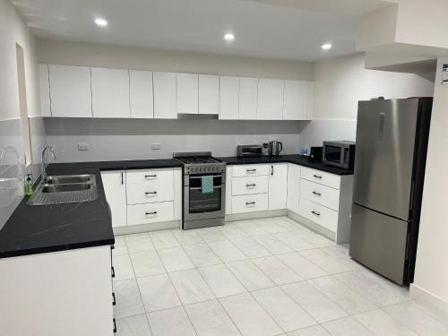 Ripon Apartment | Beachside & Jetty View 2 -Skippers Apartment