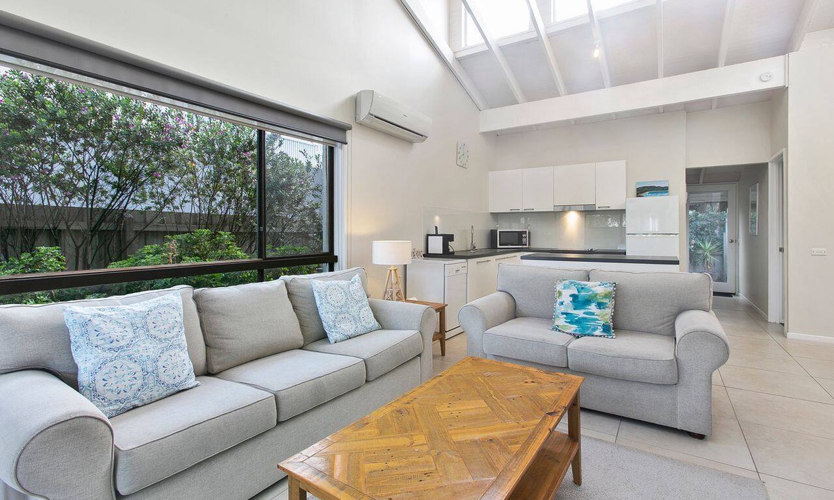 Apollo Bay Villa | Beachside Villa