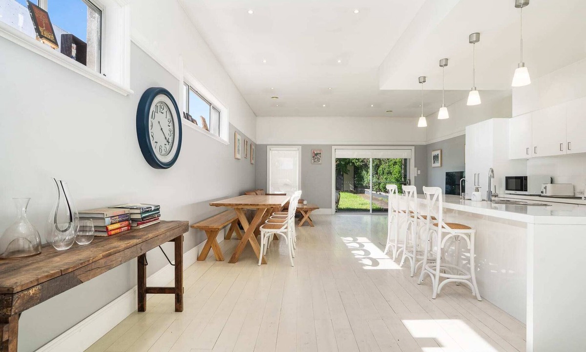 Orange East House | Beautiful Byng Cottage - CBD Location - Free Wifi
