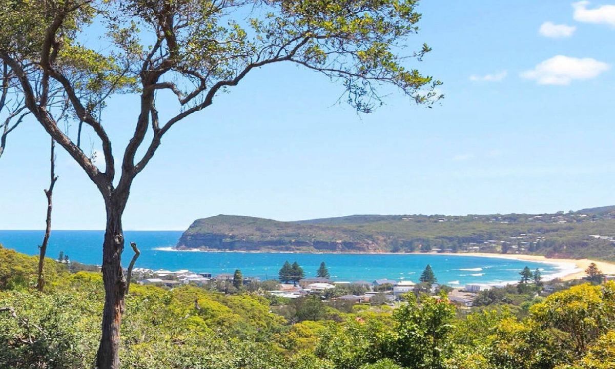 Copacabana House | Beautiful ocean views and only moments to Copacabana Beach