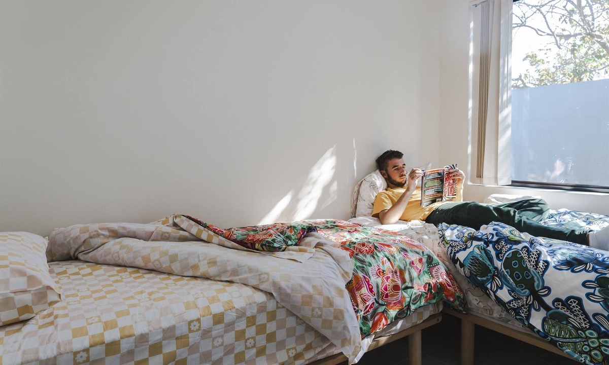 Midvale Bed & Breakfast | Bedroom 3: Free WIFI, 2 Single Beds, Ceiling Fan