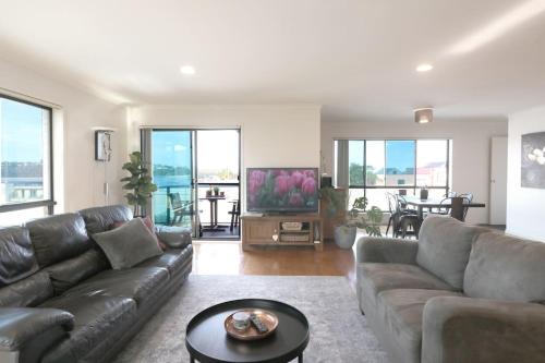 Merimbula Apartment | Beech Break - 3 bedroom pet friendly apartment