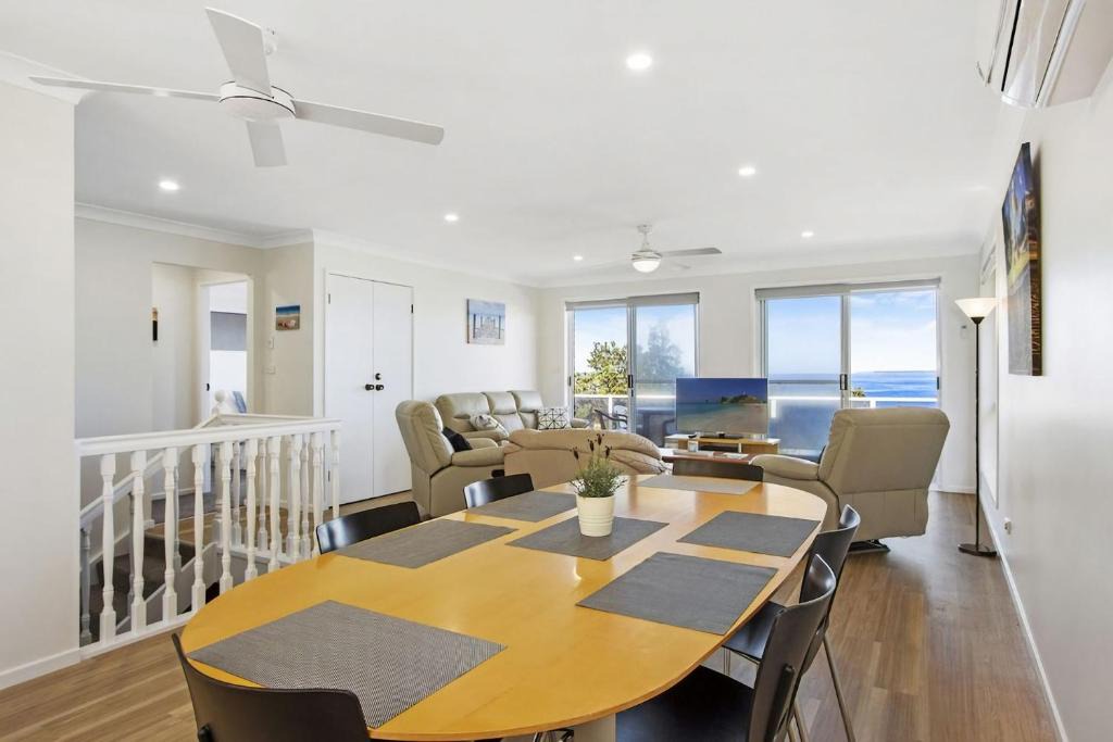 Manyana House | Bellevue
