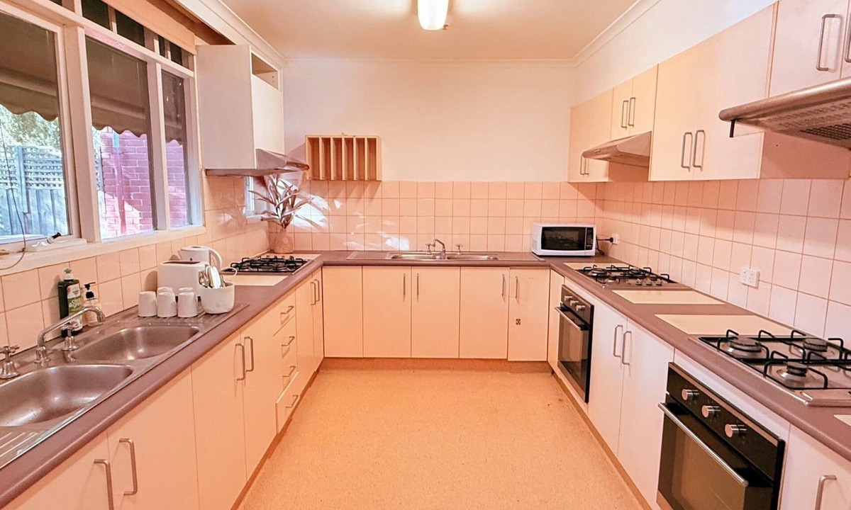 Footscray House | Big Family Big Fun