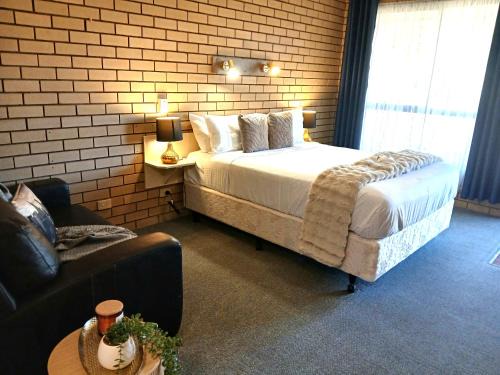 Tocumwal Hotel | Birch Motel Tocumwal Previously Known as Kanimbla Motor Inn