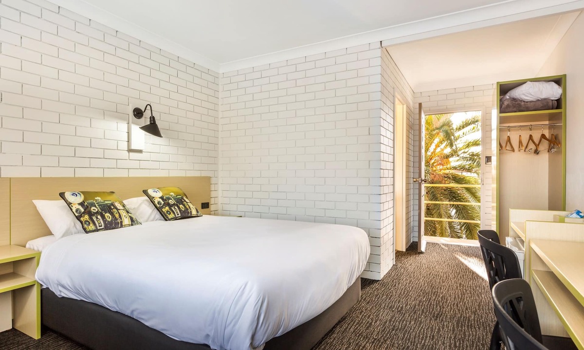Lavington Hotel | Boomerang Hotel