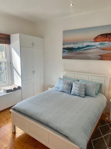 Geelong House | Botanical Gardens City Cottage