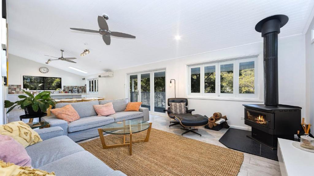 Killcare House | 'Bouddi Bush and Bay Retreat' by HolidayCo