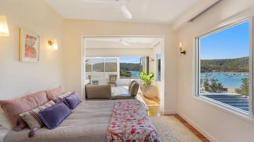 Hardys Bay House | 'Bouddi Galing' by HolidayCo