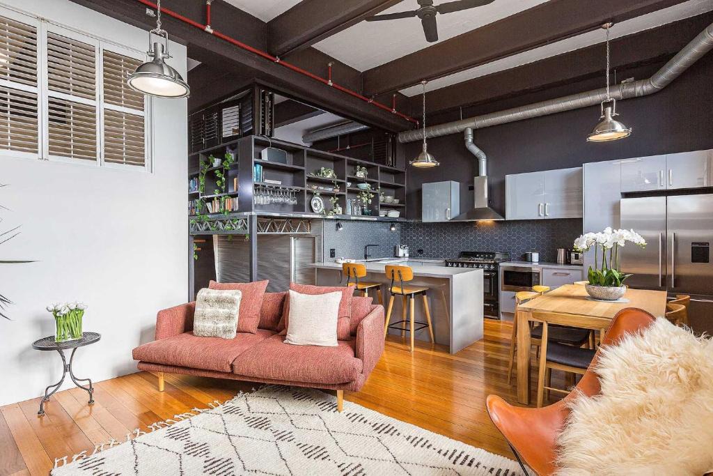 Fitzroy Apartment | Boutique Stays - Loft on Rose