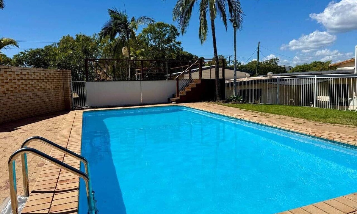 Tannum Sands House | Boyne River Gem - Pool, River Views, Boat Parking