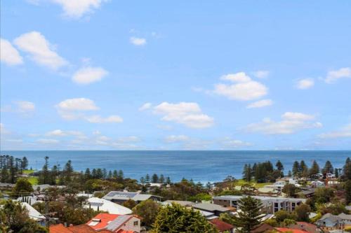 Kiama House | Brand new house, amazing views, walk to the beach!