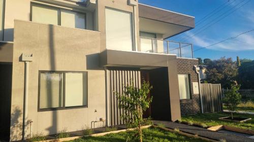 Braybrook House | Brand new townhouse in Braybrook