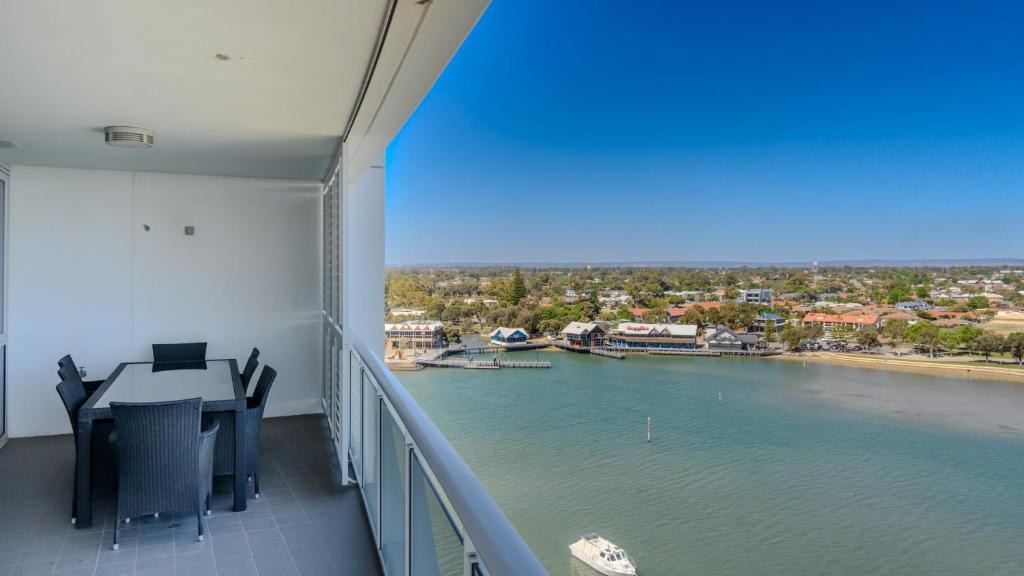Mandurah Apartment | Bridgepoint 1105