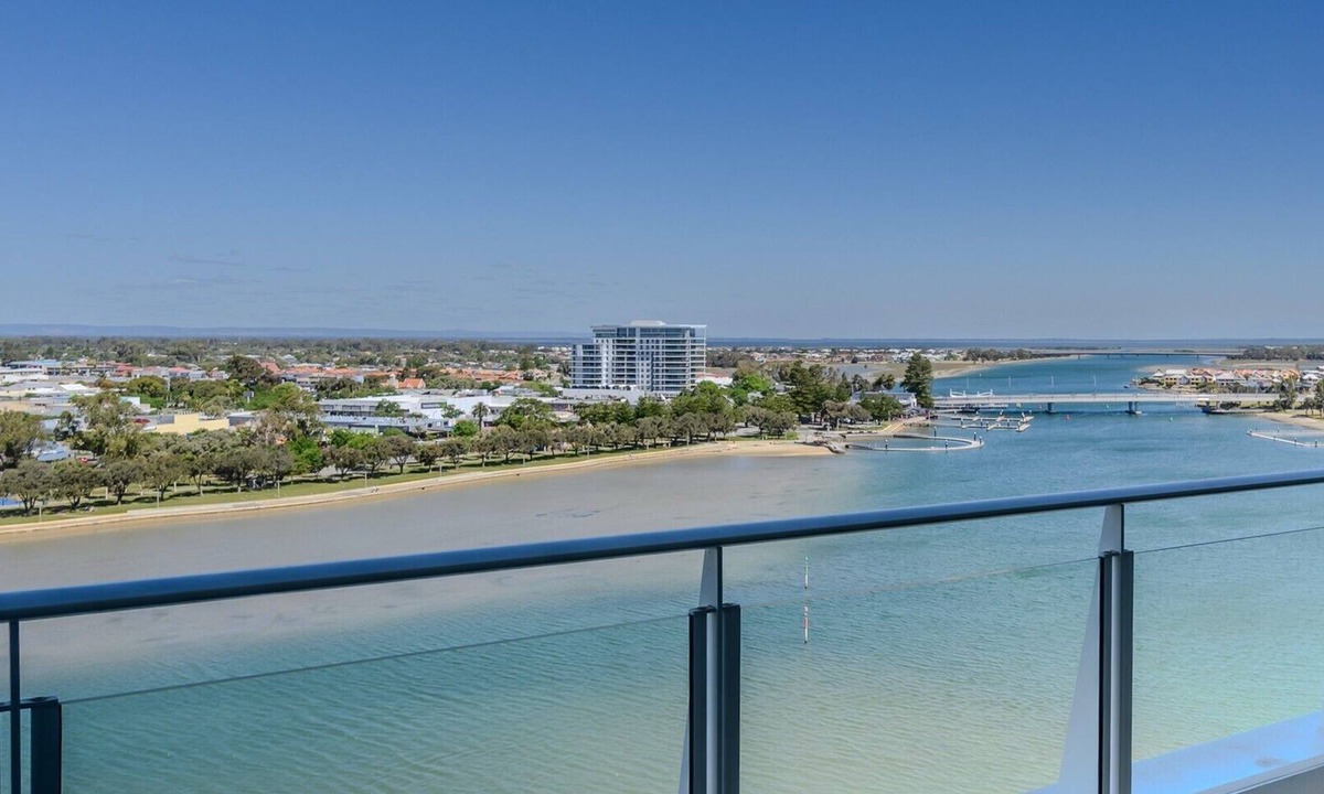Mandurah Apartment | Bridgepoint 1303 - 2 Bedroom Apartment