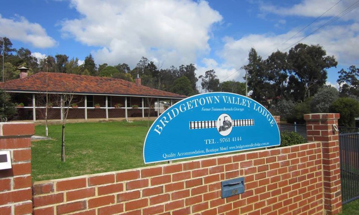 Bridgetown Hotel | Bridgetown Valley Lodge