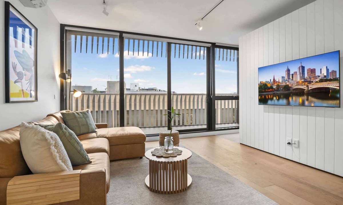 South Melbourne Apartment | Bright 1-Bed Stay Near Crown Melbourne
