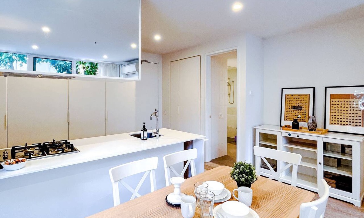 Brighton Apartment | Brilliant 2B Brighton Apt Near Beach*Garden