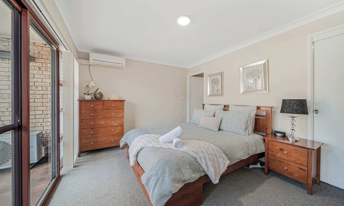 Dubbo Apartment | Brilliant Apartment on Brisbane - Walk Everywhere!