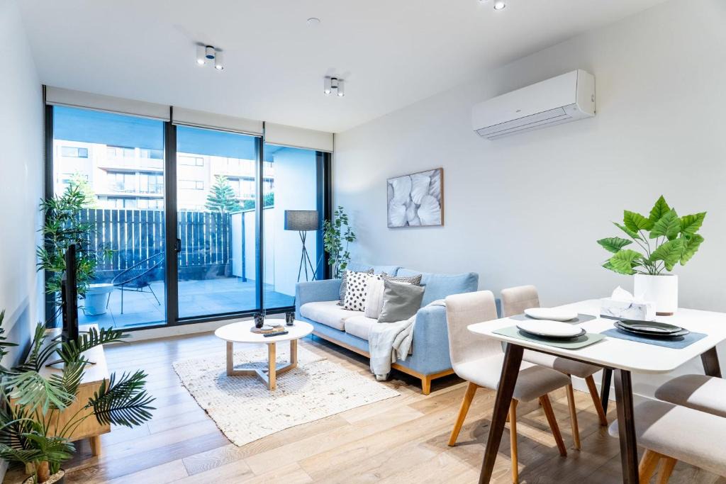 Werribee South Apartment | Brilliant Quay Boulevard Apt