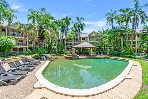 Port Douglas Apartment | Butterfly Escape - Poolside Stay near Beach & Dining