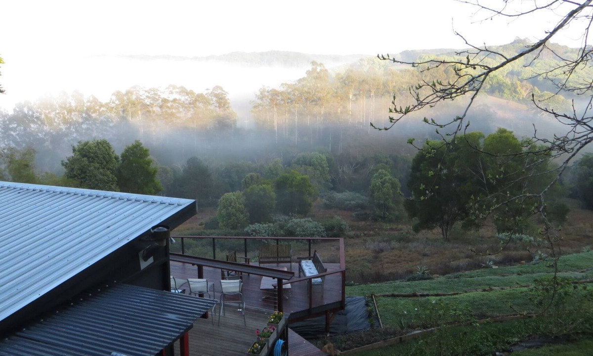Goonengerry Apartment | Byron Bay Hinterland “Mists of Avalon”