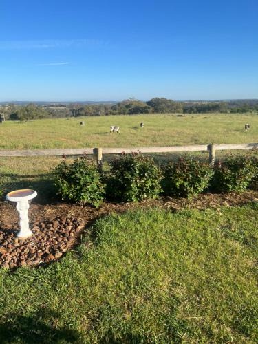 Mia Mia Villa | Campaspe Valley View 20 Acres Farm Stay