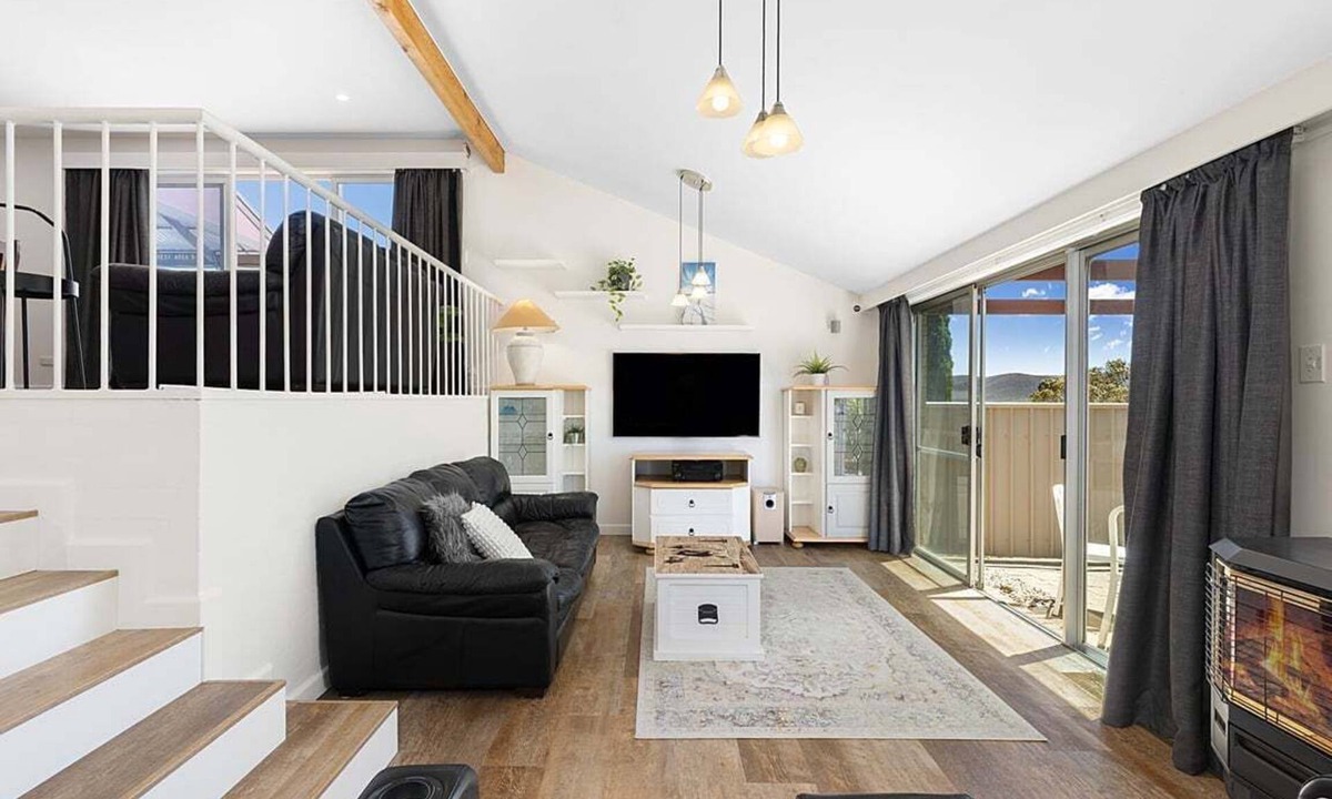 Jindabyne Resort | Candlebark Retreat - Jindabyne