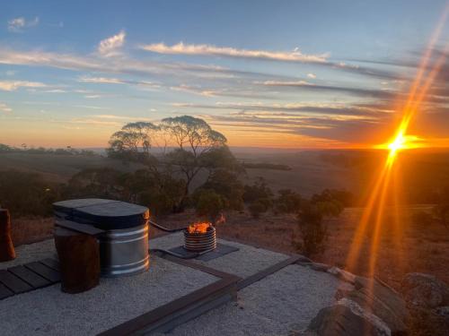 Tarcowie Cabin | Canoees Realm Glamping