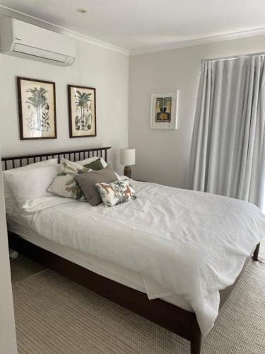Sapphire Beach Villa | Casa Tropicana Villa with Ocean Views - Steps from Beach Surfs Up!