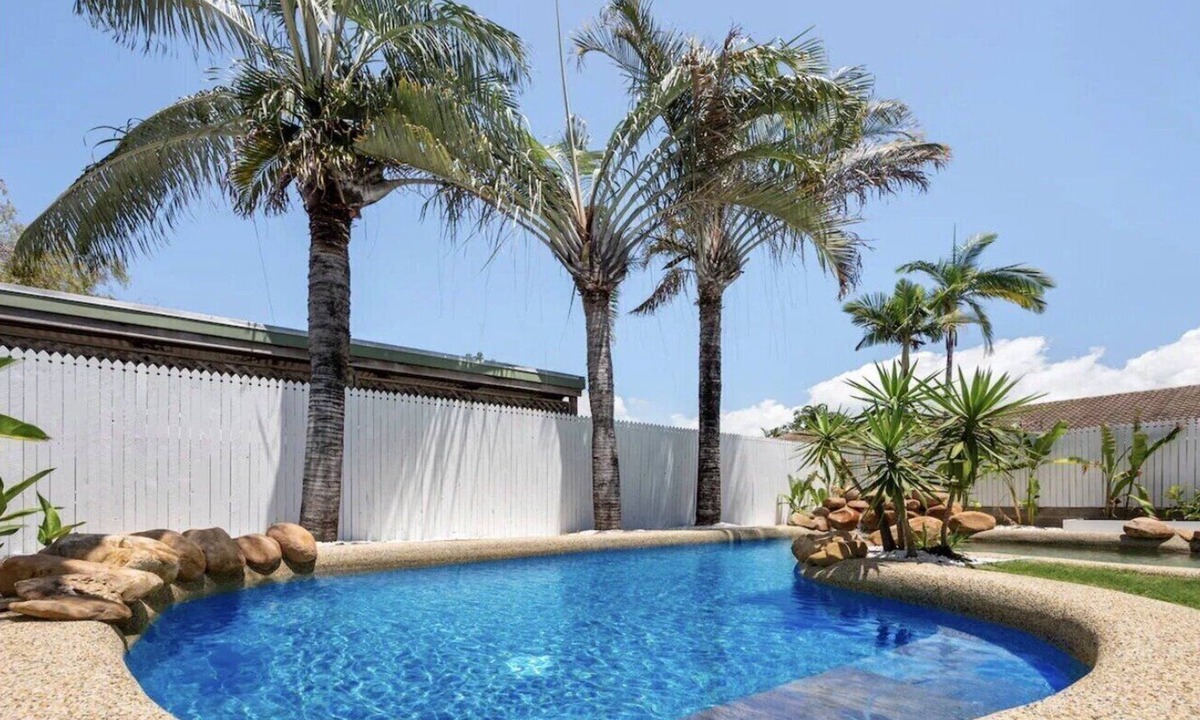 West End Apartment | Casa Ubera Pool Villa