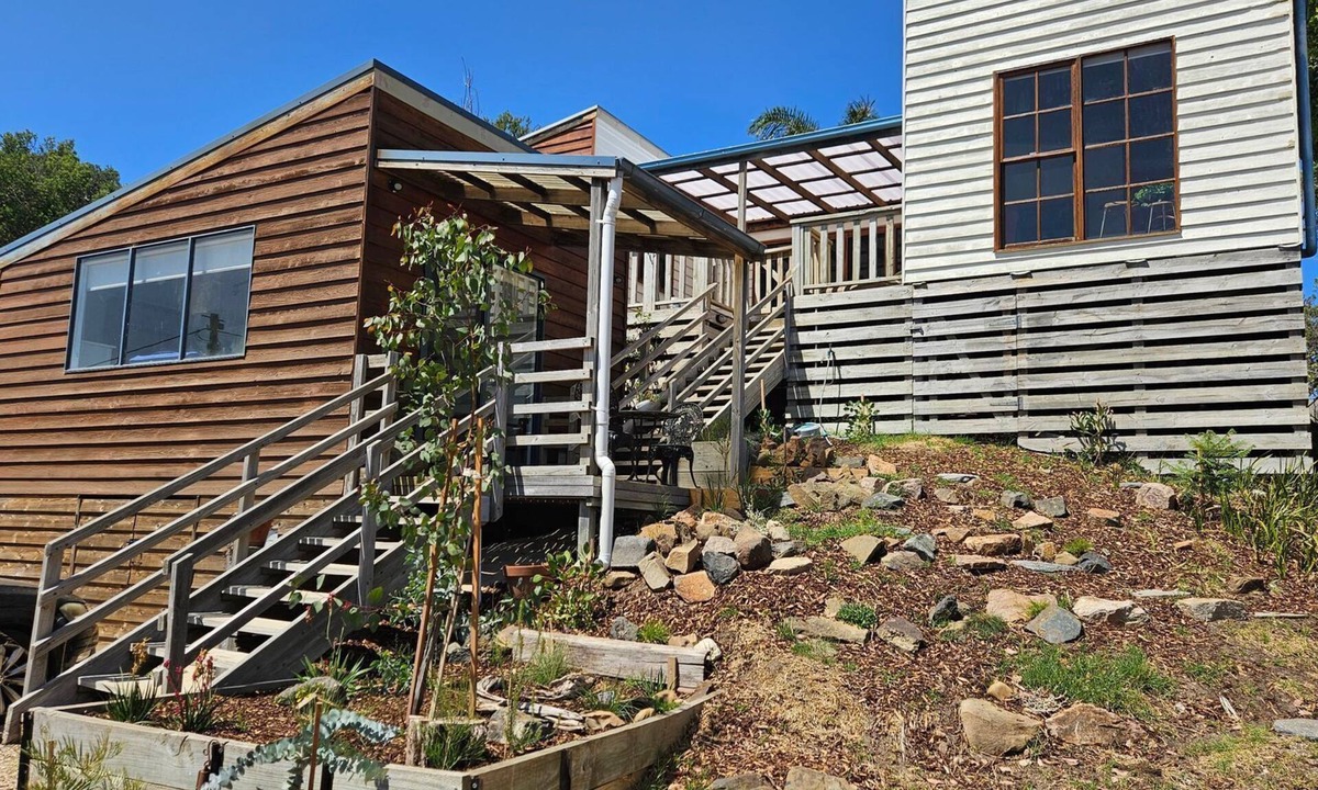 Venus Bay House | Cedar Hill Retreat - great family property within easy reach of patrolled beach and shops
