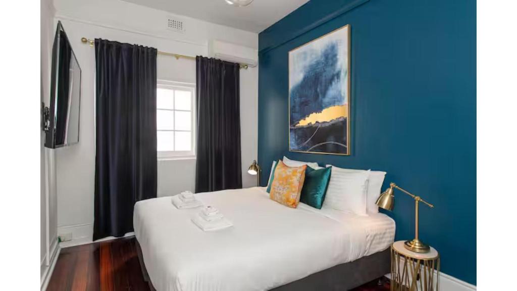 West Perth Apartment | Central 1BDR APT in West Perth with Parking