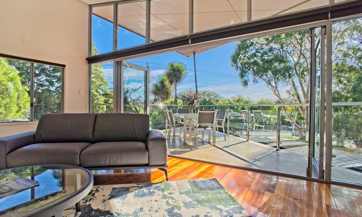 Margaret River Hotel | Central Avenue Apartments