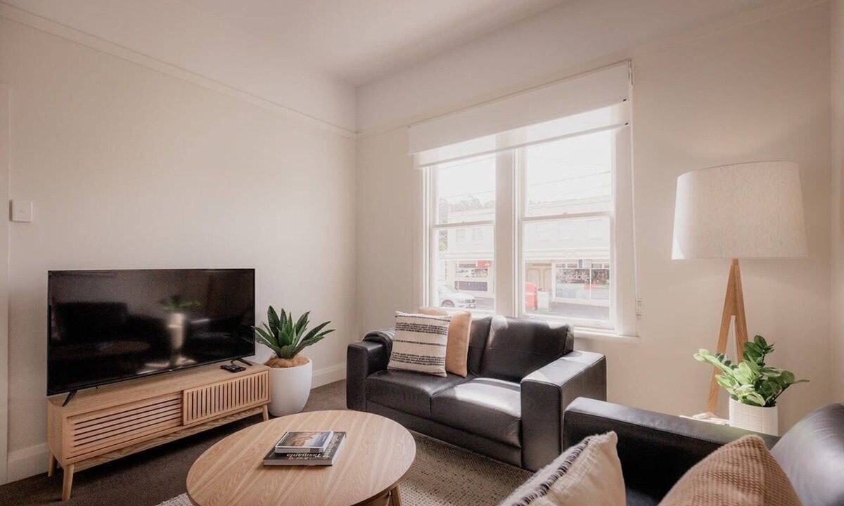 Hobart Central Business District House | Central home in trendy South Hobart