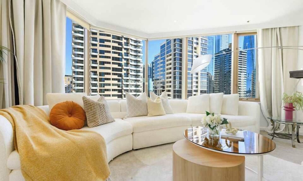 The Rocks Apartment | Central Rocks 1BR Walk to Harbour & Pool Gym