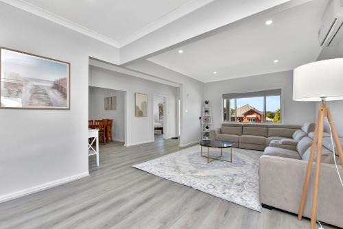 Cessnock House | Cessnock Country Gateway to Vineyards View