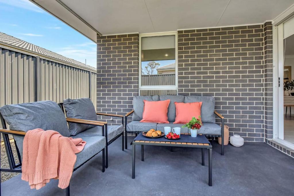 Cessnock House | Cessnock Haven Contemporary Country Retreat