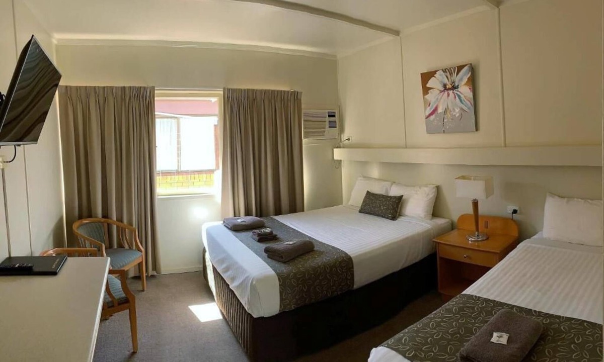 Charleville Hotel | Charleville Motel