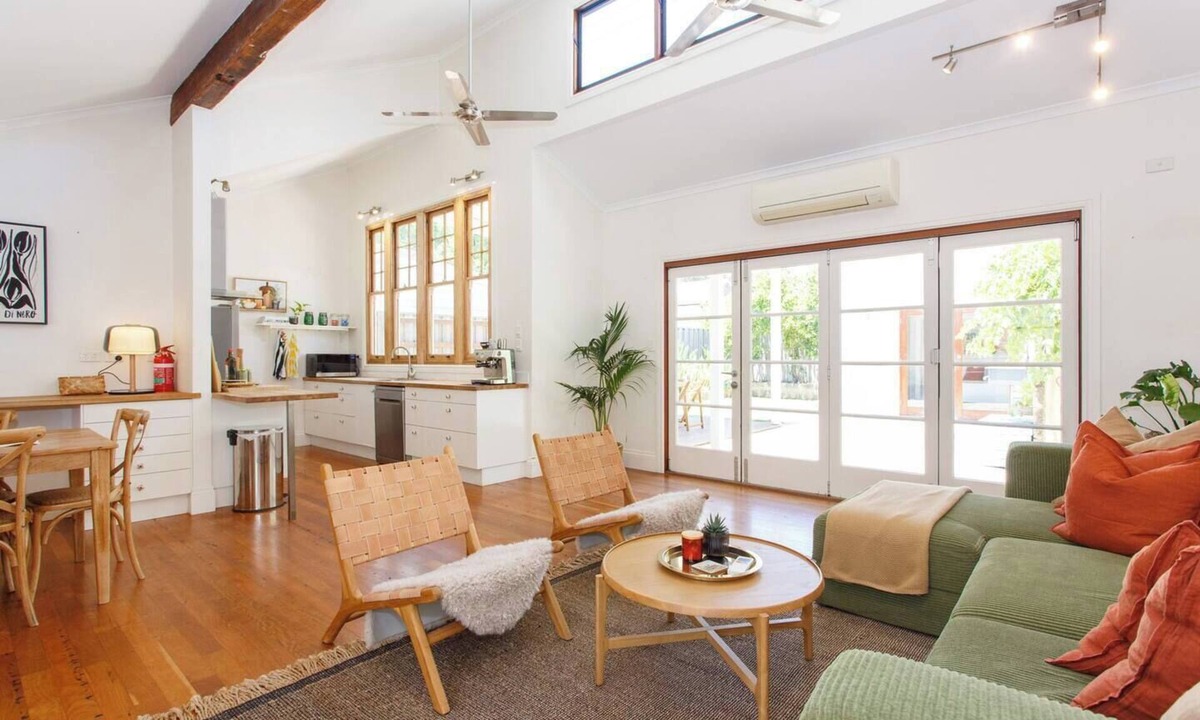 Fremantle House | Charming Heritage Cottage |Stylish Sth Freo